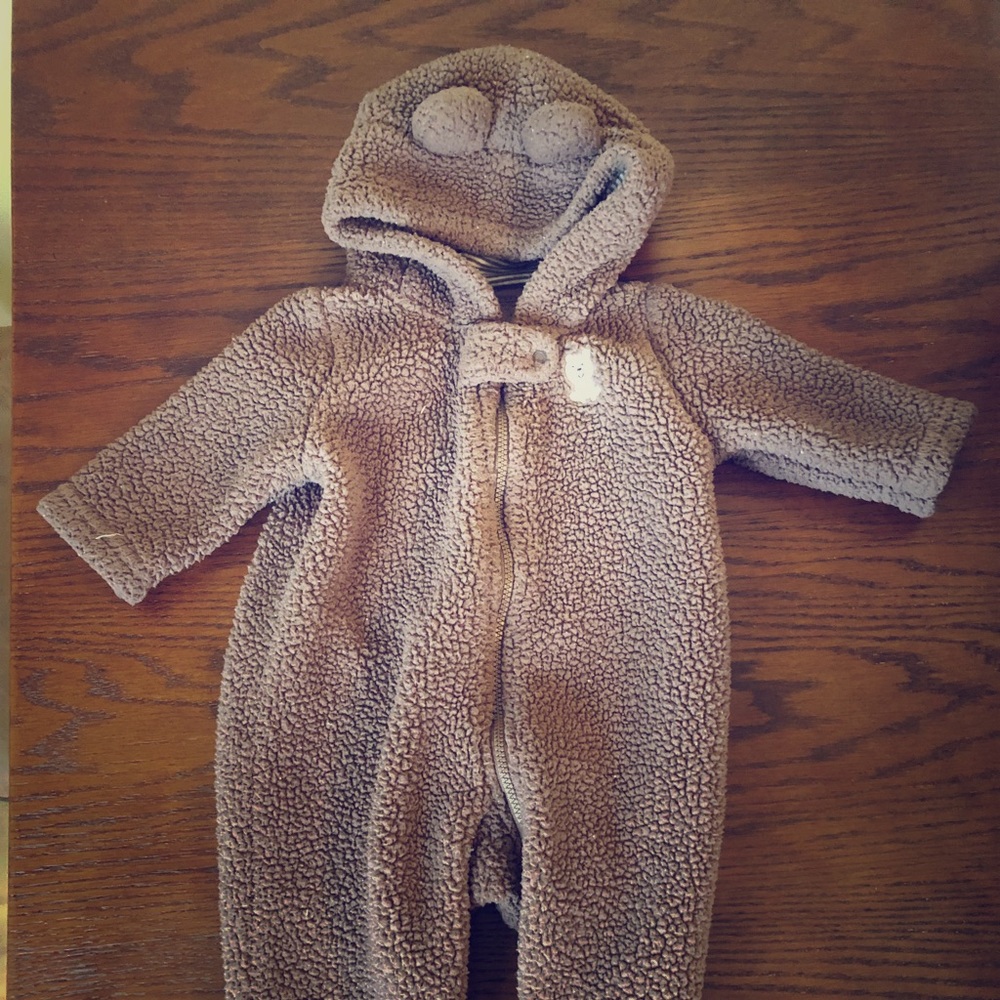 3 month Carter’s Bunting